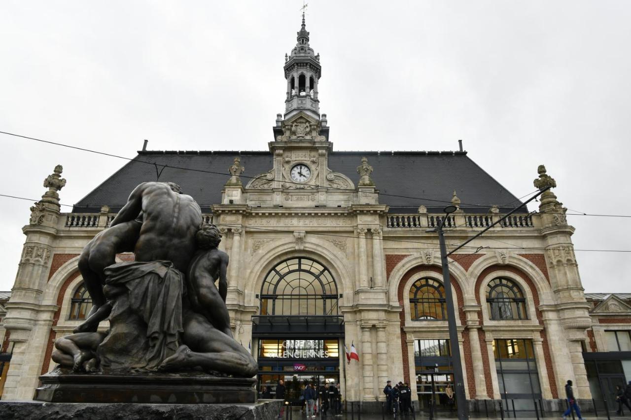 In Situ Hotel Valenciennes Exterior photo